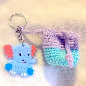 HAND CROCHET •Key chain with elephant • mini pouch